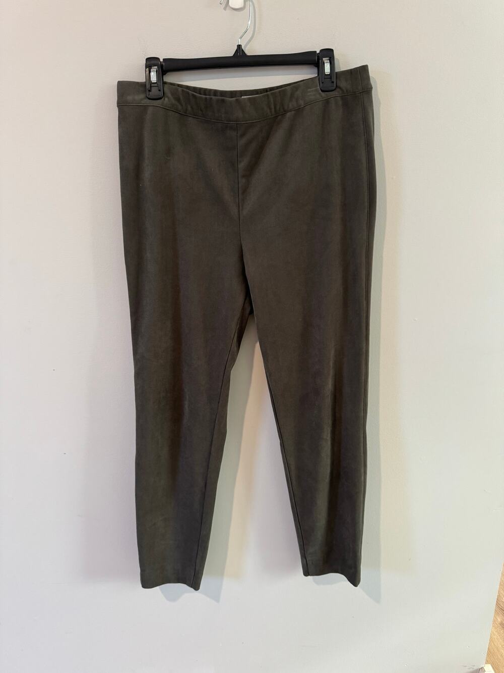 Talbots Olive Green Faux Suede Skinny Ankle Pants – Size 12